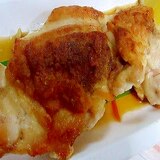 皮目が綺麗に焼ける　レモンバターチキンソテー